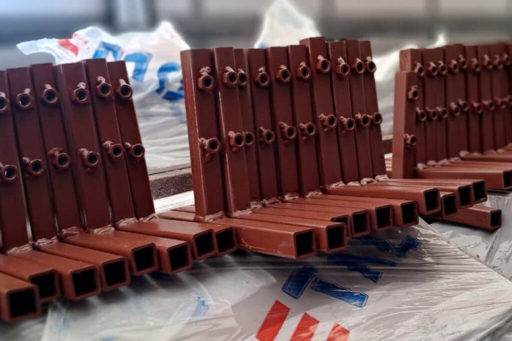 Кронштейны для крепления элементов дренажной системы 